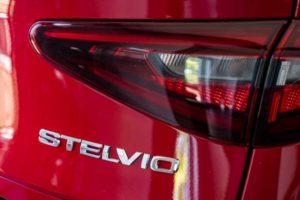 Alfa Romeo Stelvio Veloce Wypożyczalnia samochodów Mestenza Rafał Grzebin